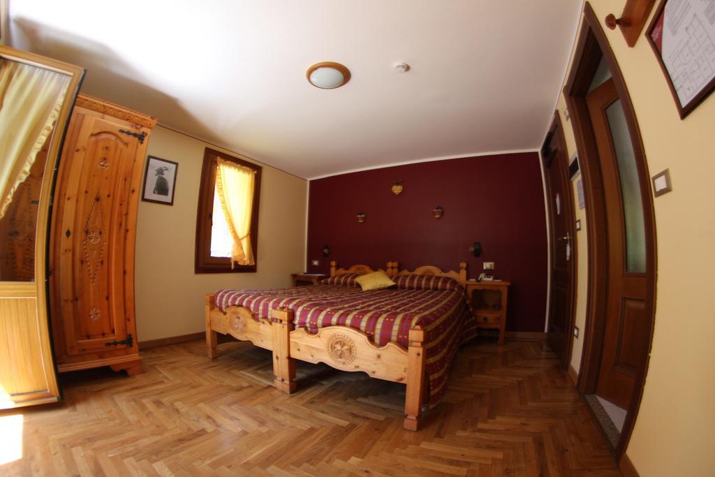 Green Hotel Herbetet Cogne Quarto foto